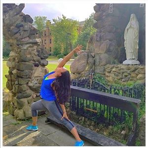 Athleta Blue TOP (Workout~Yoga) / Size Med